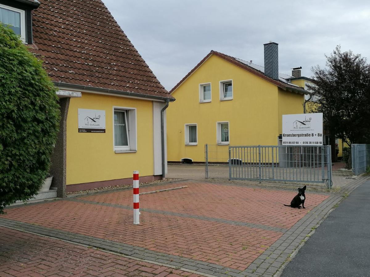 Haus Sperbermuehle Hotell Laatzen Eksteriør bilde